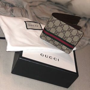 Men’s Gucci Bifold Wallet Like New